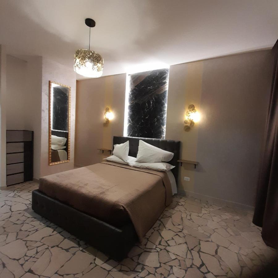 バーリResidenza N&D Luxuryアパートメント エクステリア 写真