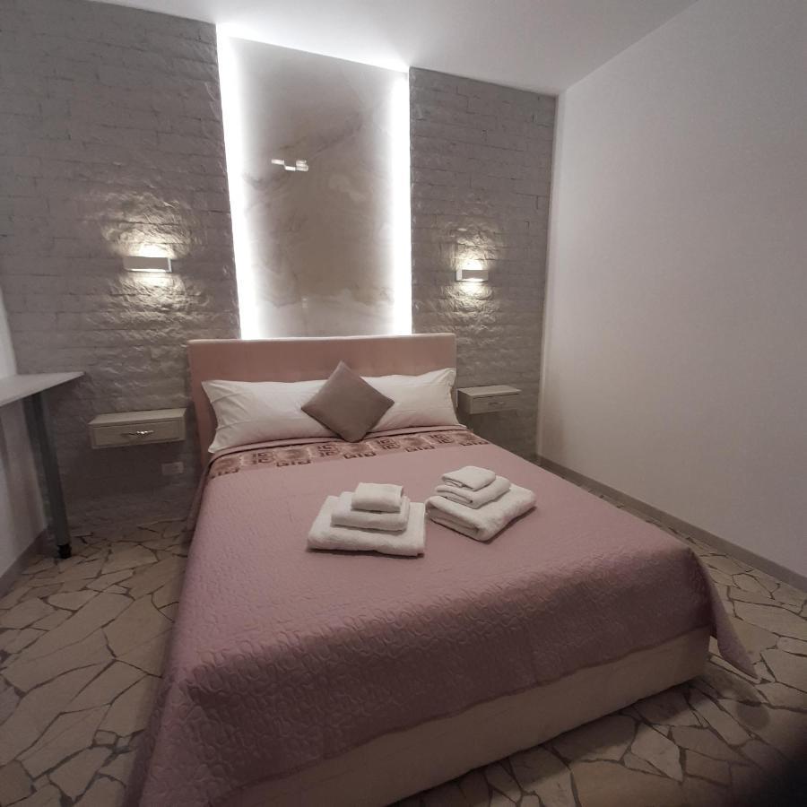 バーリResidenza N&D Luxuryアパートメント エクステリア 写真